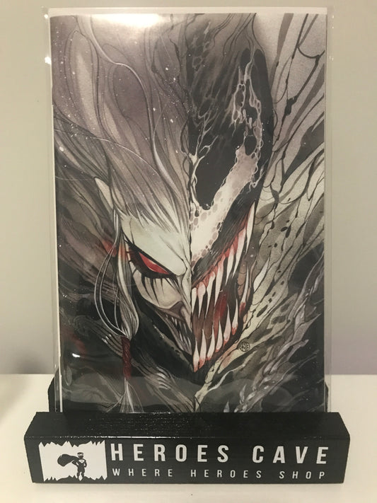 Venom 30 - Heroes Cave