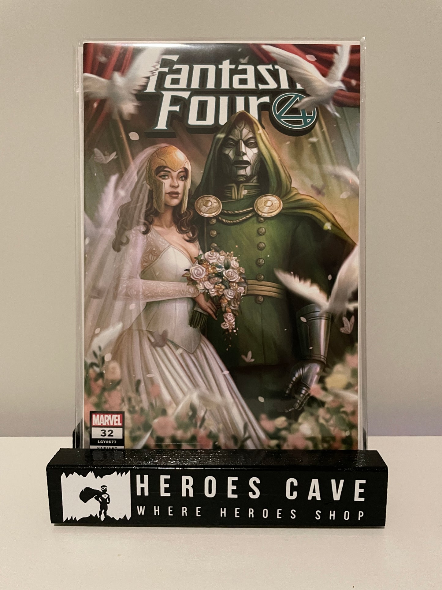 Fantastic Four 32 - Heroes Cave