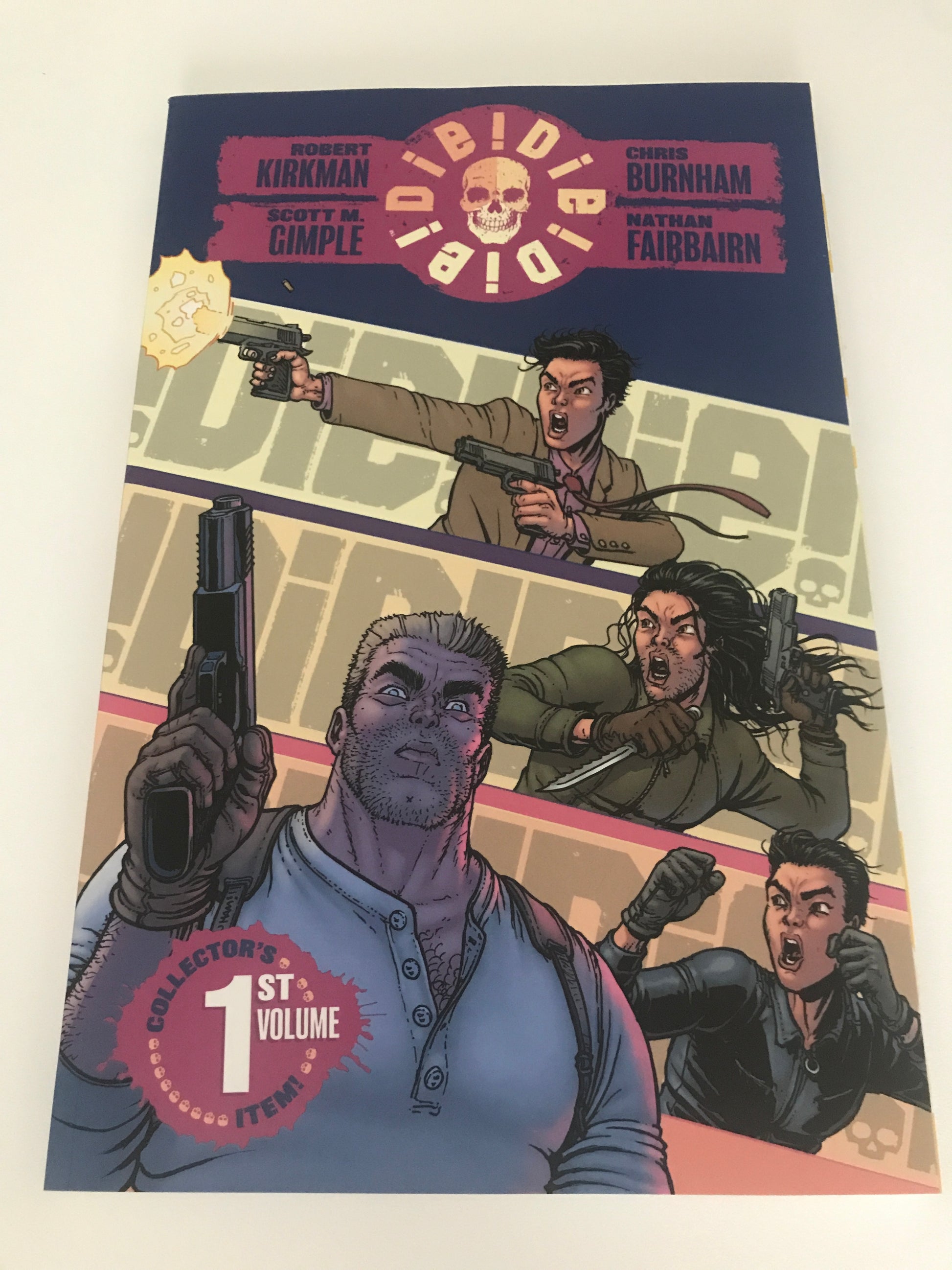 Die Die Die Volume 1 (Plus FREE Toy) - Heroes Cave
