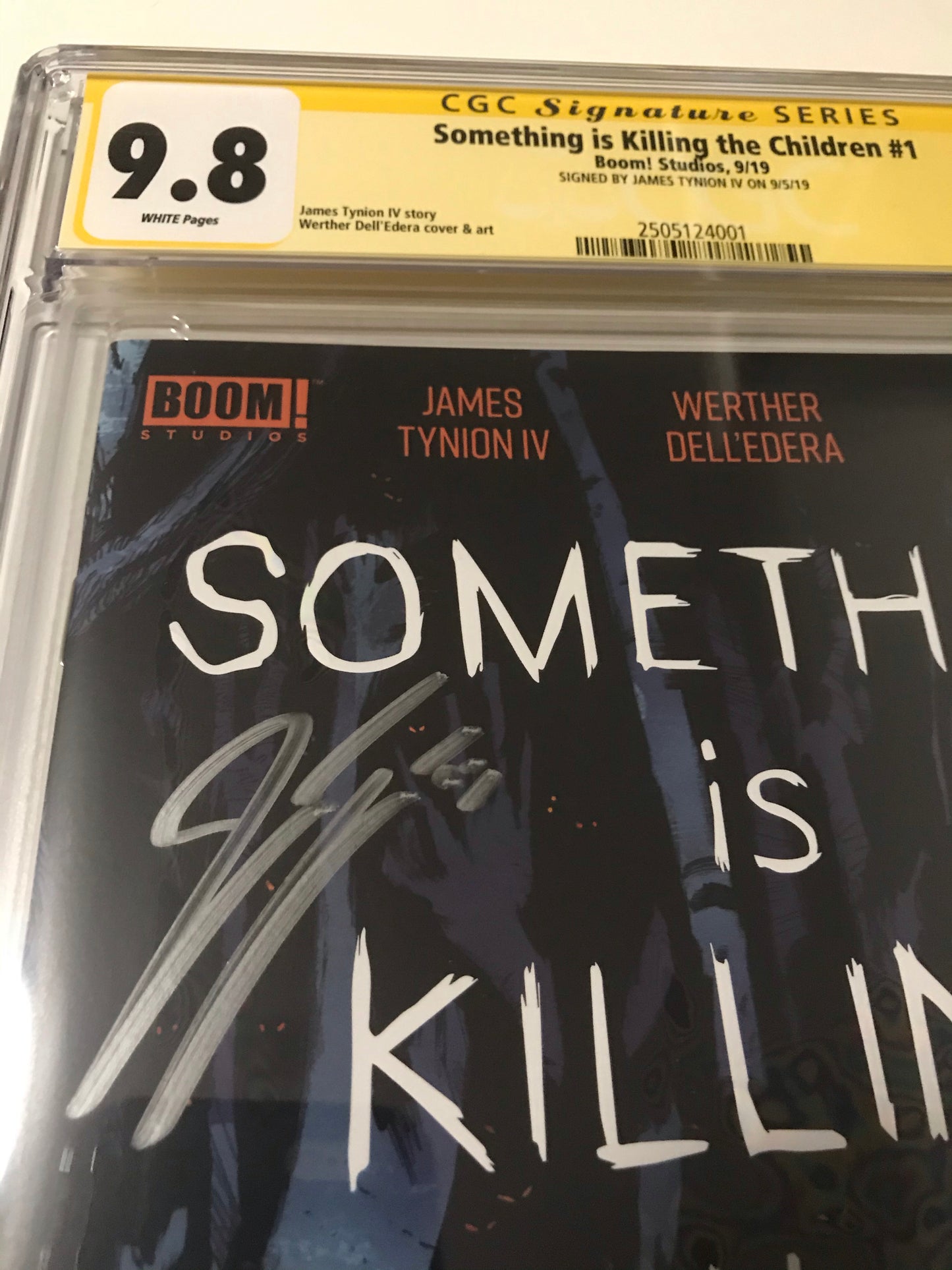 Something is killing the children 1A - CGC - Heroes Cave