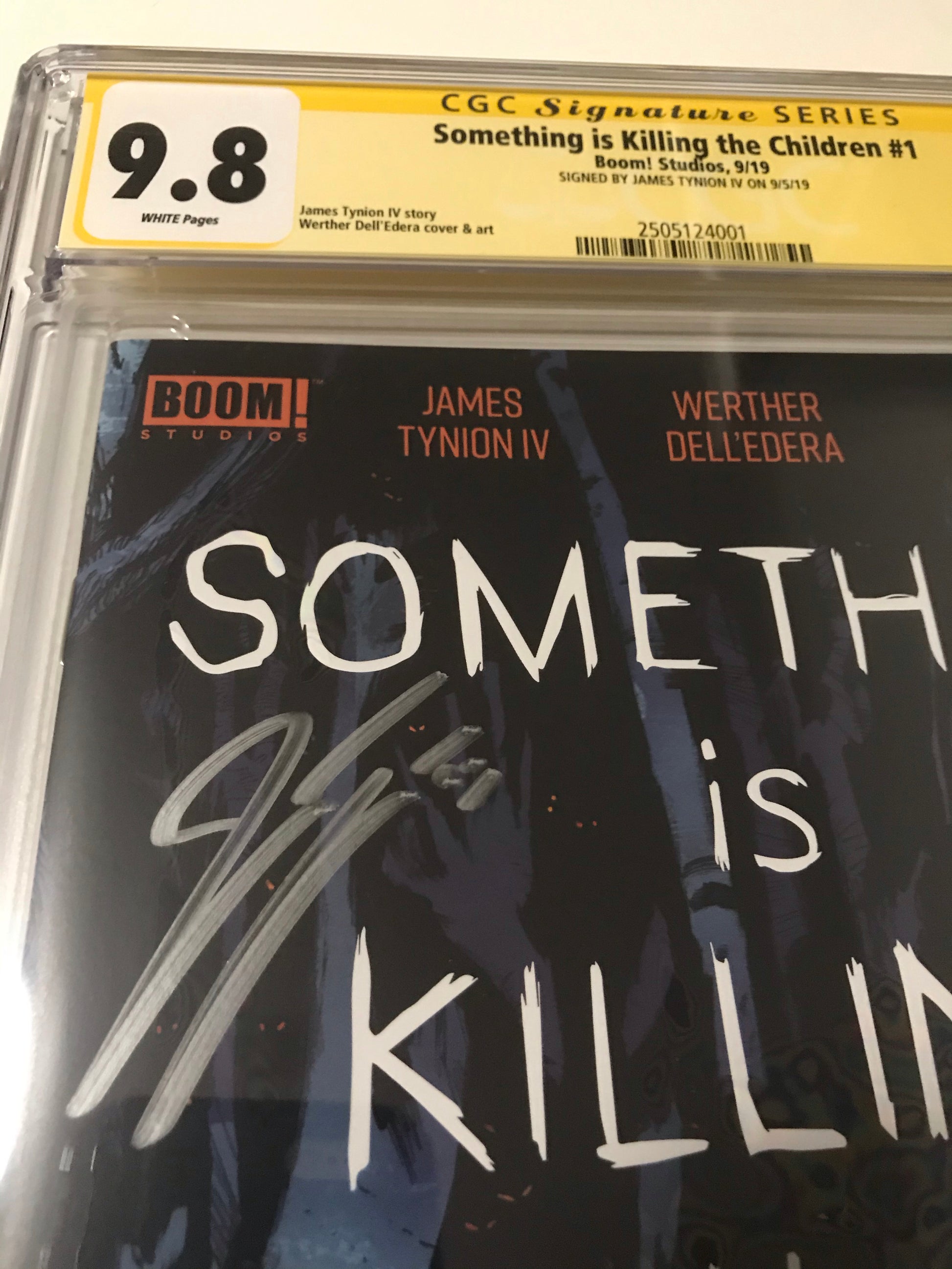 Something is killing the children 1A - CGC - Heroes Cave