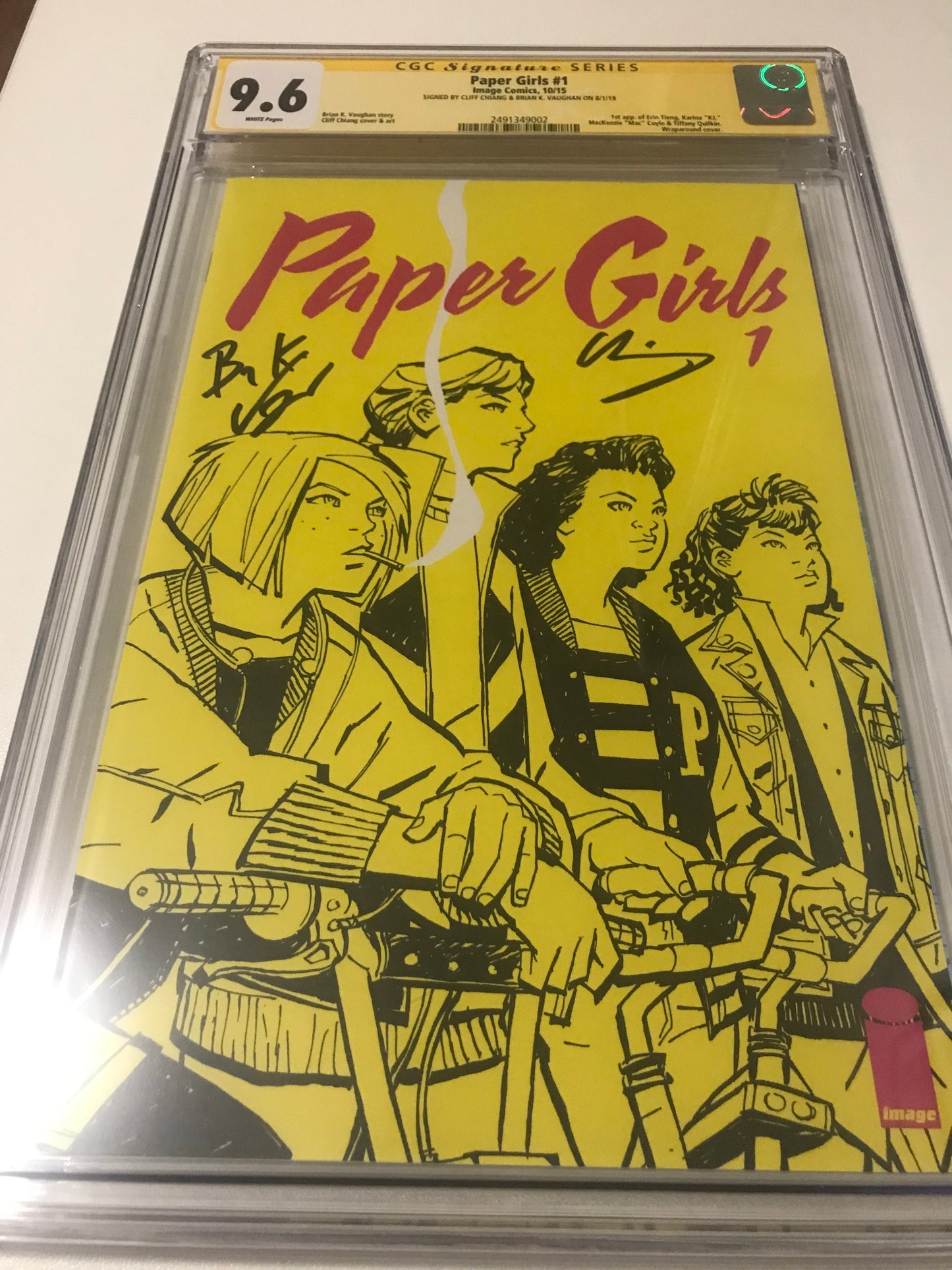 Paper Girls 1 - CGC Signed By Brian K. Vaughn & Cliff Chiang - Heroes Cave