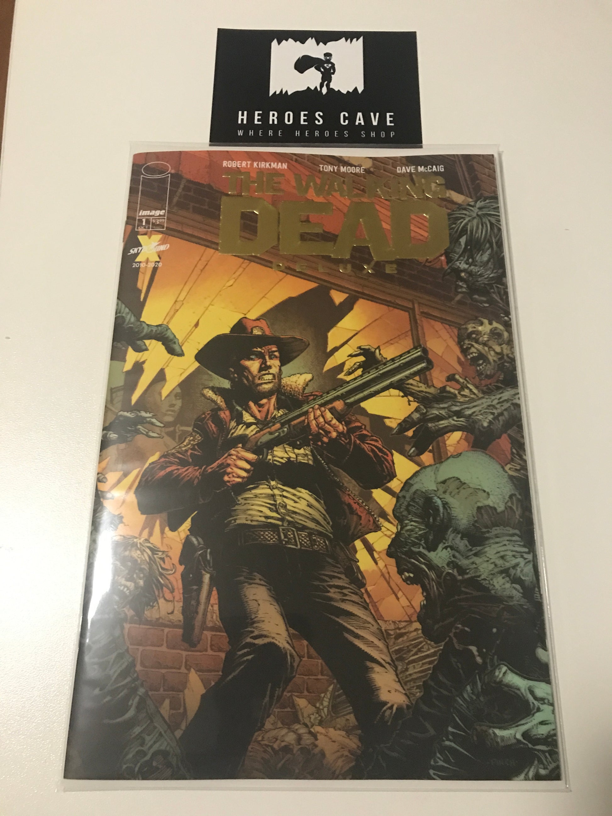 The Walking Dead 1 Deluxe - Heroes Cave