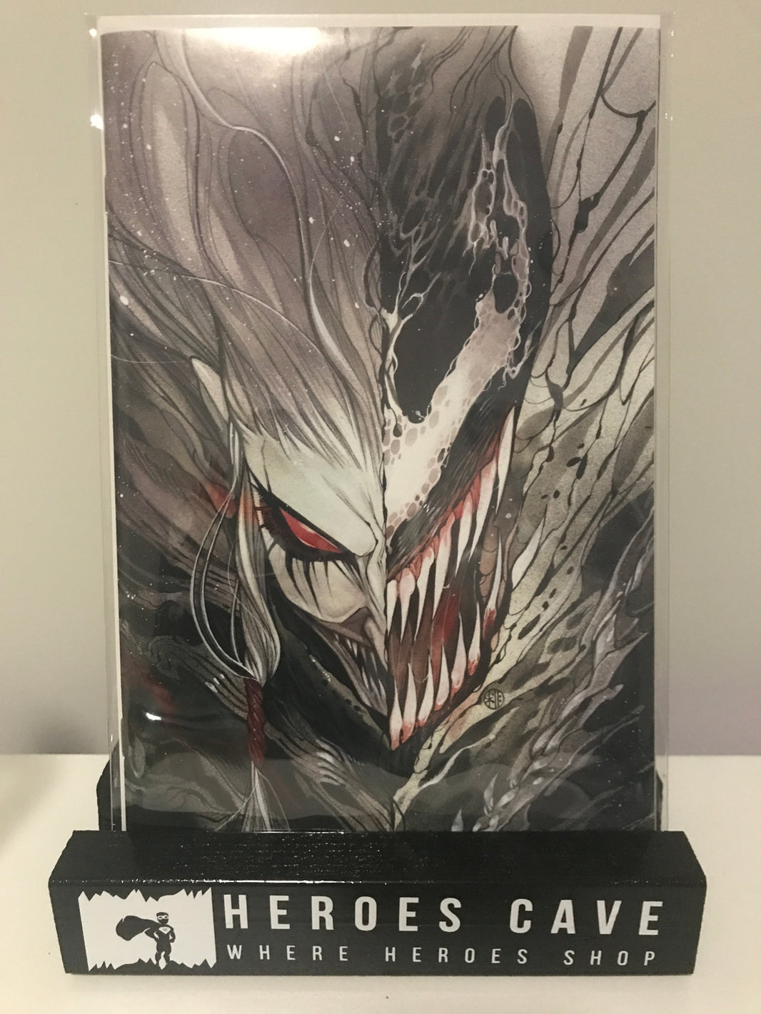Venom 30 - Heroes Cave