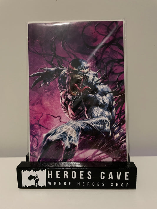 Venom 35 200th Issue - Heroes Cave