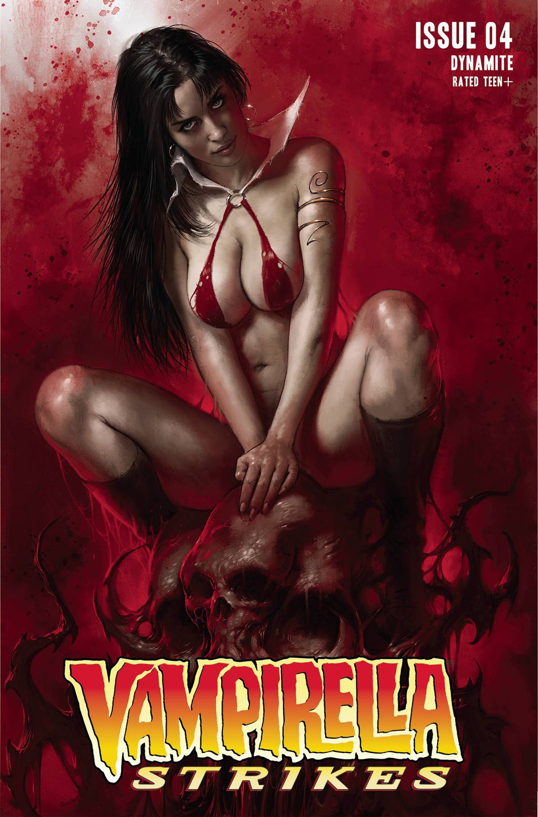 Vampirella Strikes 4 (Pre-order 8/24/2022) - Heroes Cave