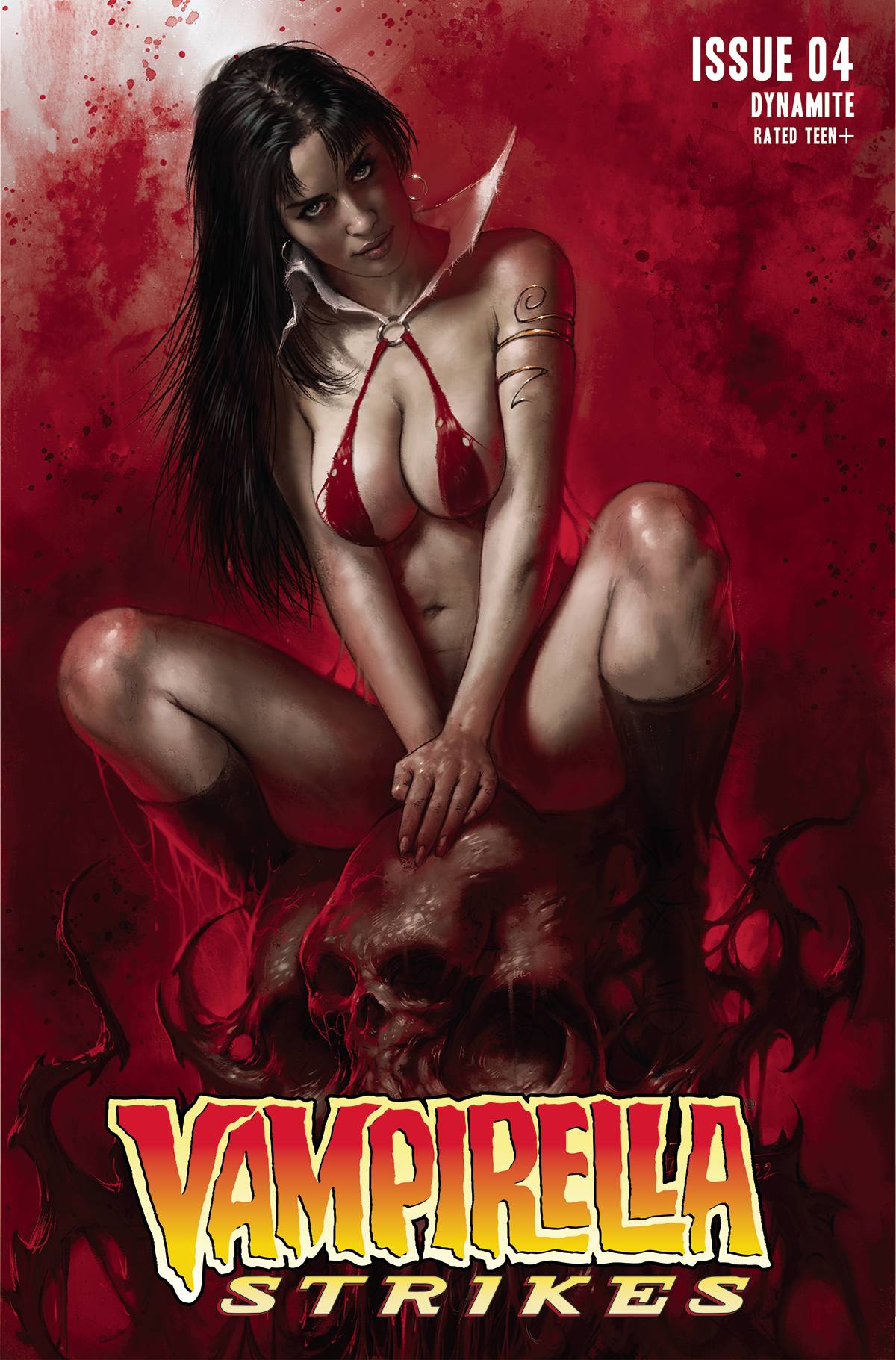 Vampirella Strikes 4 (Pre-order 8/24/2022) - Heroes Cave