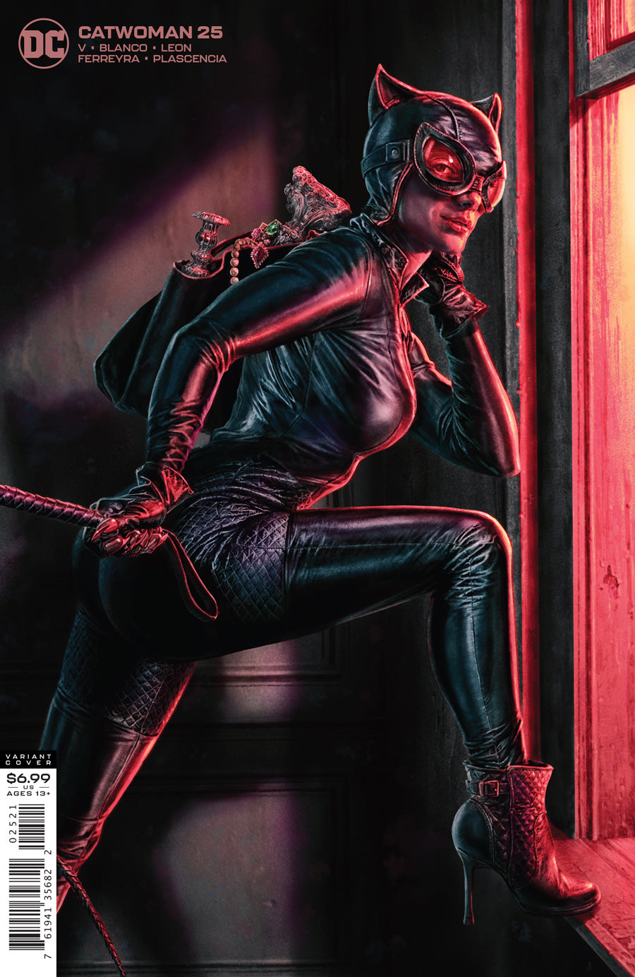 Catwoman 25 - Heroes Cave